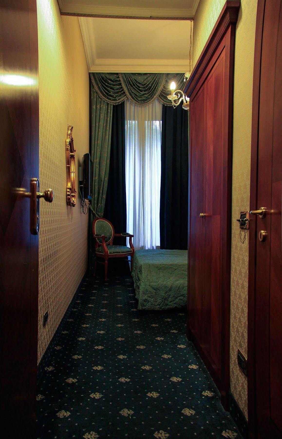 Vatican Garden Inn Guest House Rome Exterior photo